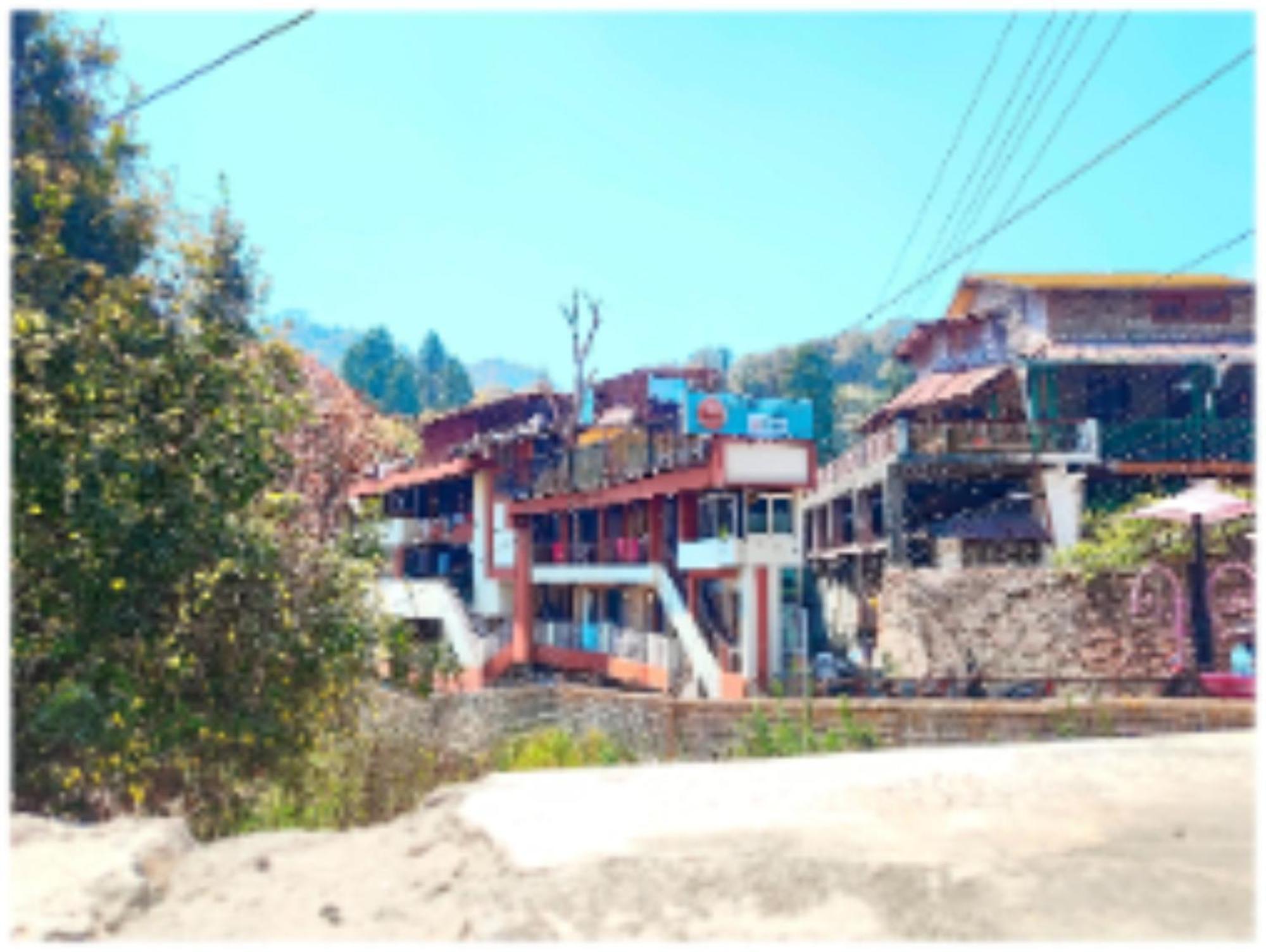 Hotel Suntej Plaza Near Naini - Wifi - In With Excellent Hospitality