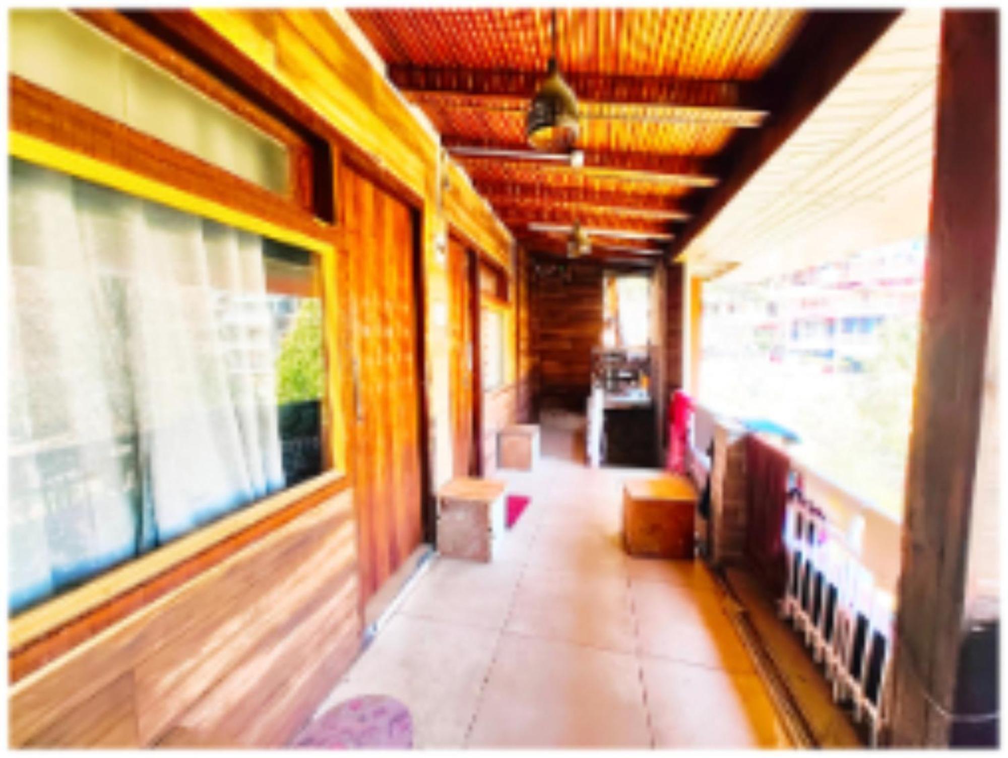 Suntej Plaza Near Naini - Wifi - In With Excellent Hospitality 3*